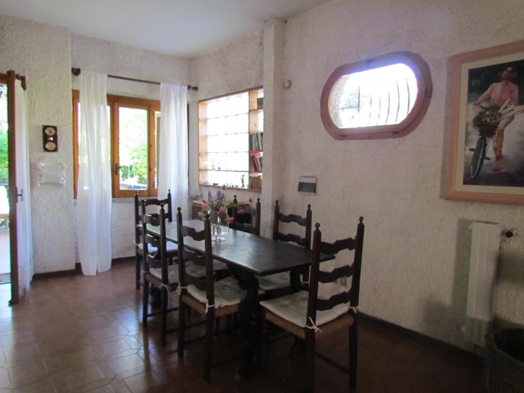 La Bouganville Formia Exterior foto